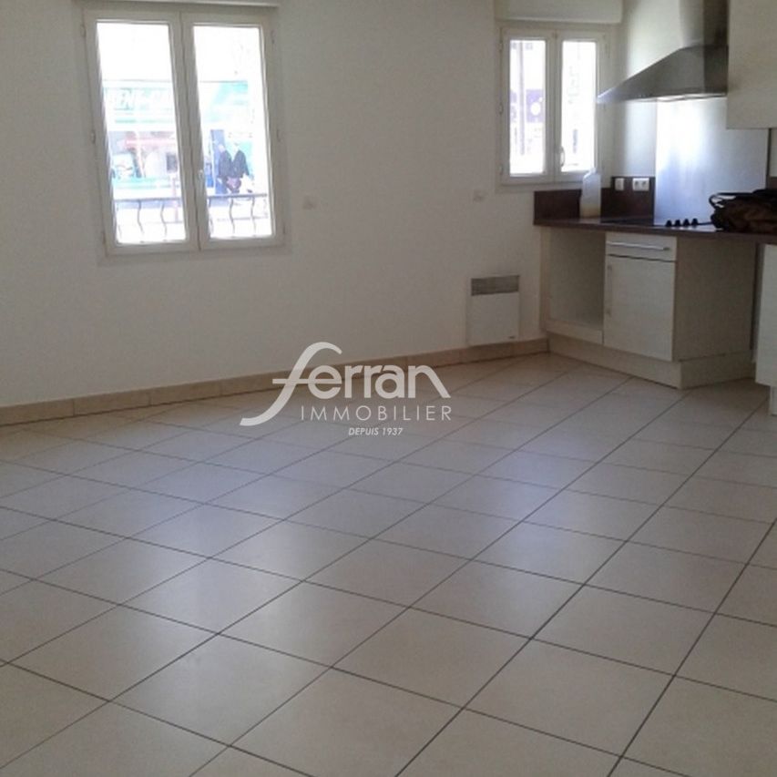 Location Appartement 3 pièces 62m² DRAGUIGNAN 83300 - Photo 1