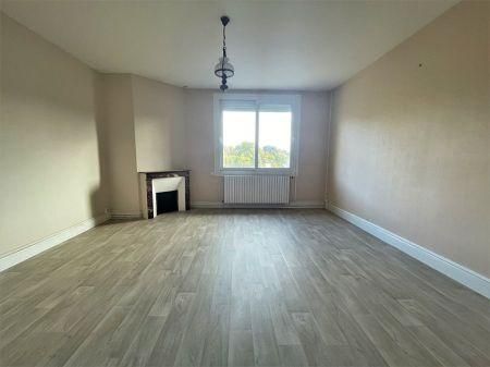 Location - Appartement - 5 pièces - 150.00 m² - montauban - Photo 2