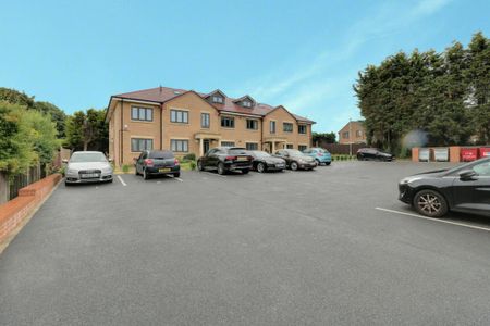 1 bedroom apartment to rent One bedroom apartment Royal Navy Court - LU2 - Parking to Front - Spacious - Unfurnished - Photo 2
