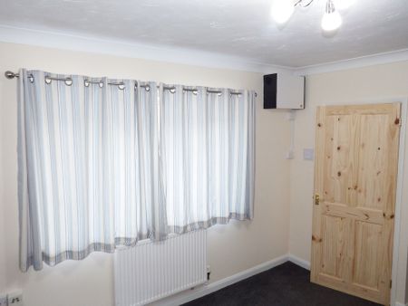 1 bed apartment to rent in Dorset Close, Great Yarmouth - Photo 2