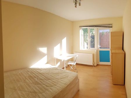 Watford Way Room GA - Photo 5