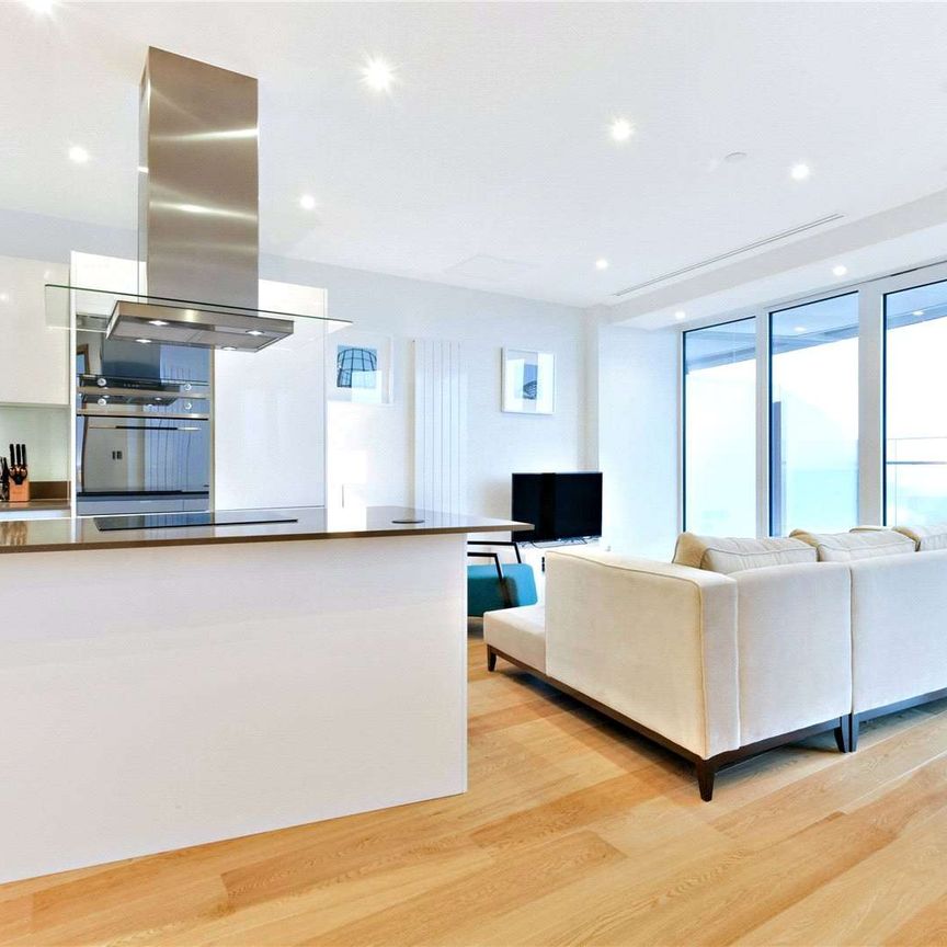 Bright and airy 2 double bedroom apartment to rent - Photo 1