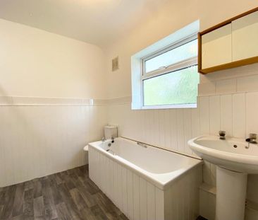 3 bedroom terraced house to rent - Photo 6