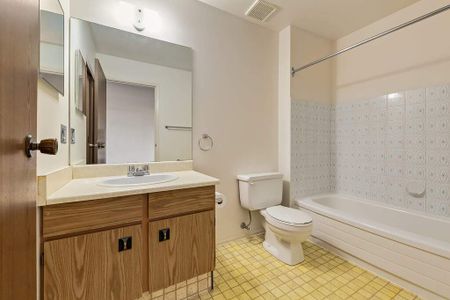 Renovated Suite - 2 Bedroom - Photo 2