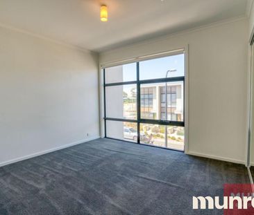 41 Tulloch Street, St Clair SA 5011 - Townhouse For Rent | Domain - Photo 5