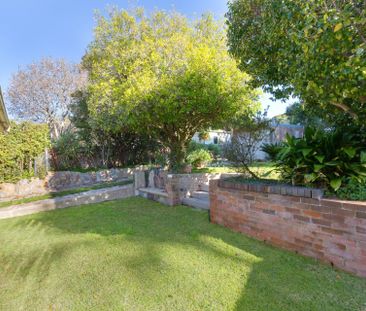 Renovated duplex in prime location. - Photo 6