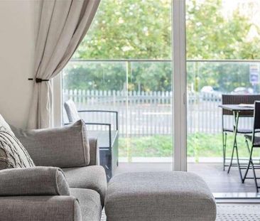 Riverside View, Berkeley Avenue, Reading, RG1 - Photo 4
