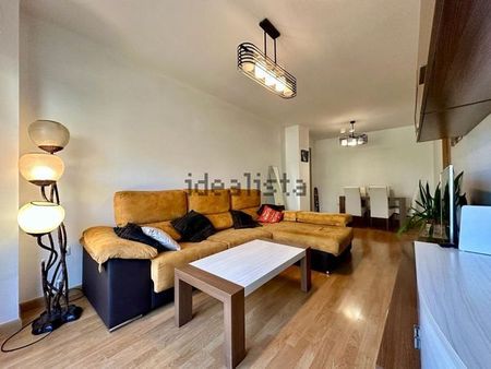 Alquiler de piso en Avenida de la Obsidiana, 12 - Photo 2