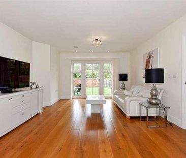 Honey Lane, Hurley, Berkshire, SL6 - Photo 1