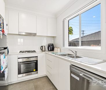 3/98 Glossop Street, St Marys, NSW 2760 - Photo 4