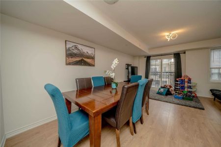 For Lease - 2218 Chevron Prince Path Unit# 411, Oshawa, Ontario - Photo 2