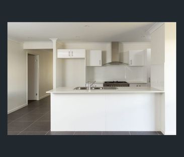 4 HIDDENVALE CIRCUIT, Yarrabilba, Qld 4207 - Photo 2