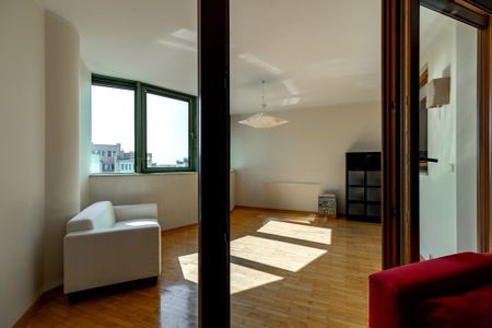 Świetna lokalizacja, ogrzewany ogród zimowy - Photo 2