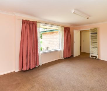 6 Torrens Street, Blayney. - Photo 3