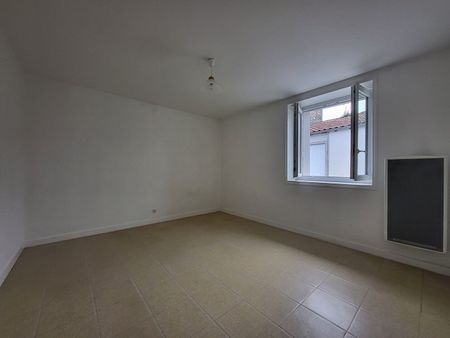 Appartement à Ruffec - Photo 3