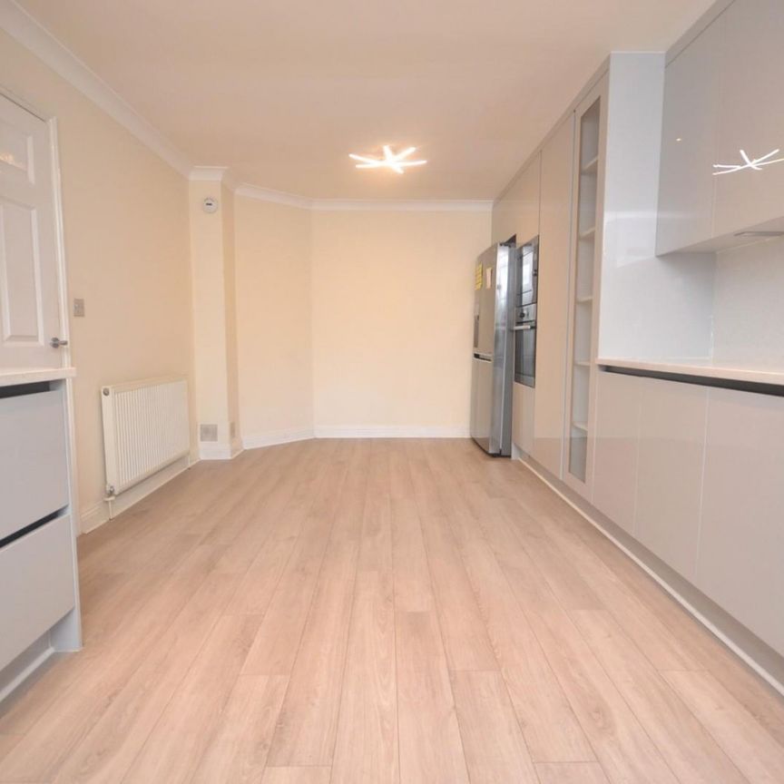 3 bedroom House To Let - Photo 1