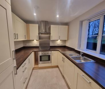 2 bedroom ground floor flat to rent - Photo 5