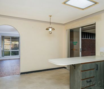 Spacious Family Home - Photo 4