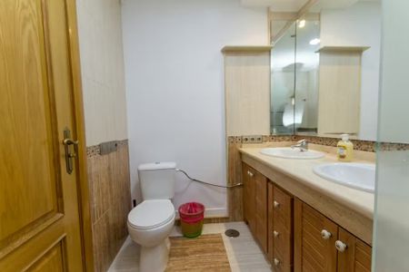 Calle Nazareno, Málaga, Andalusia 29014 - Photo 3