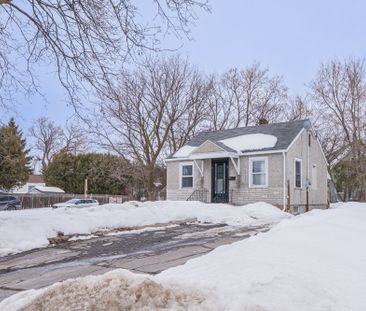 For Lease - 951 Merivale Road, Carlington - Central Park, Ontario - Photo 3