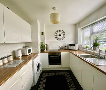 2 bedroom house to rent - Photo 2