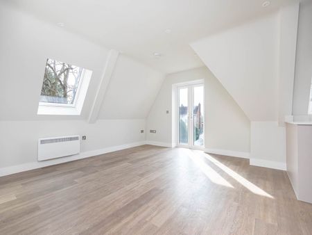 2 bed apartment to rent in Danecourt Road, Parkstone, BH14 - Photo 2