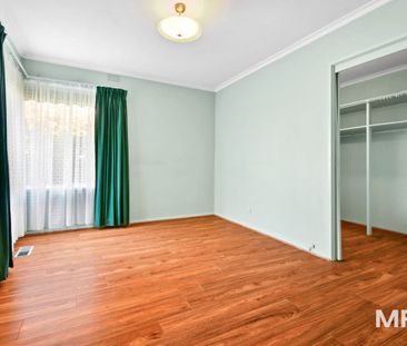 25 Diamond Avenue, Glen Waverley - Photo 3