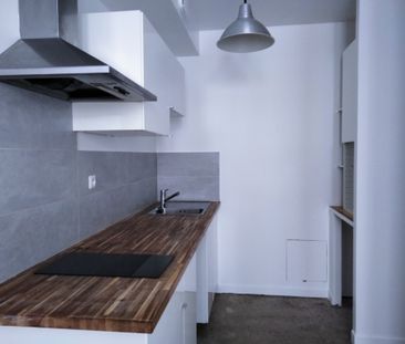 Location Appartement 2 pièces 54m² ST JEAN DE FOS 34150 - Photo 1