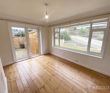 2 bed semi-detached bungalow to rent in Cedar Way, Brixham, TQ5 - Photo 4