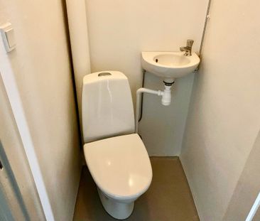 Rummelig 2 værelses lejlighed i vestbyen - Foto 6