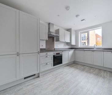 3 bedroom detached house to rent - Photo 4