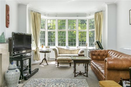 Portsmouth Road, Putney, SW15 3TX - Photo 2