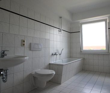 2-Raum-Wohnung mit großem Badezimmer und Balkon - Foto 3