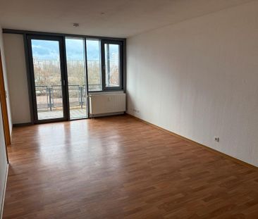 Nachmieter gesucht! Ab sofort! Mit Blick auf die Elbe - Photo 3