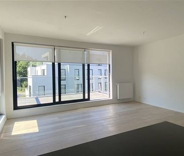 Appartement te huur - Photo 1