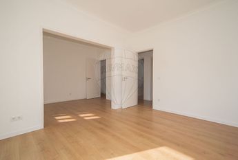 Apartamento T3 em Lisboa