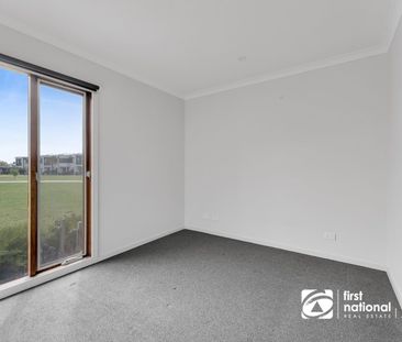 Your Ideal Family Home in a Peaceful Tarneit Neighbourhood - Photo 2