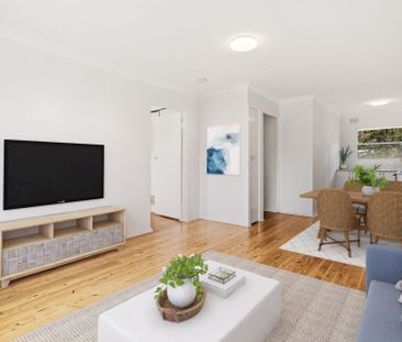 Peaceful living in leafy Mount Keira - Photo 2