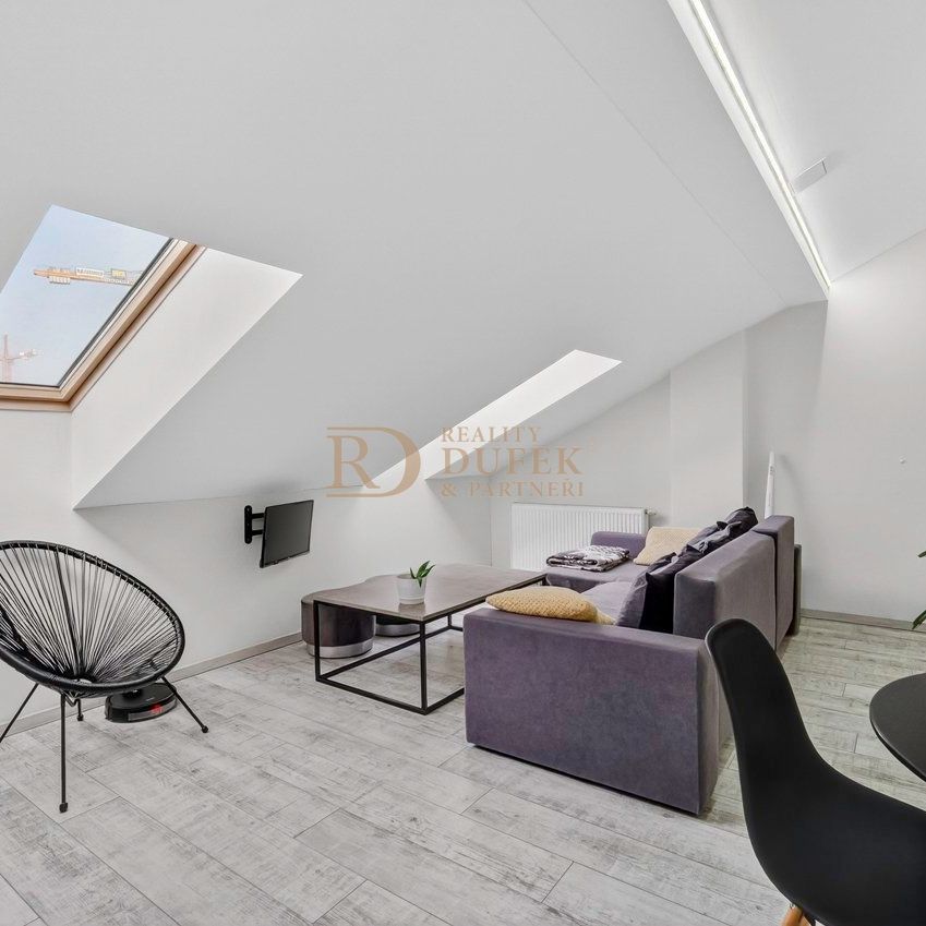Pronájem bytu 2+kk 44 m² - Photo 1