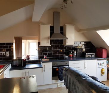Flat to rent on - Photo 4