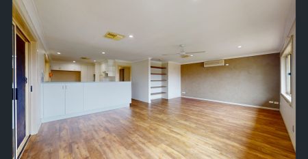 Family home In South Dubbo - Photo 3