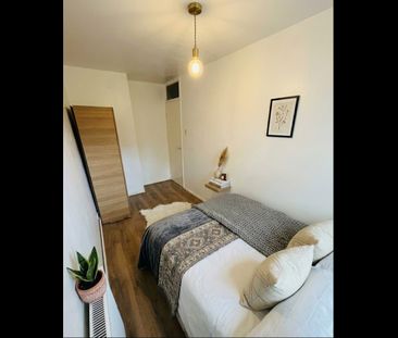 Room in a Shared House, Stunning Double Room In Notting Hill, W10 - Photo 4