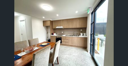 Modern Furnished Studio Apartment - Photo 4