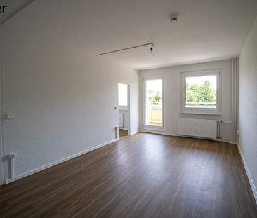 Praktische 4-Zimmer-Wohnung mit Balkon (WBS)! - Photo 2