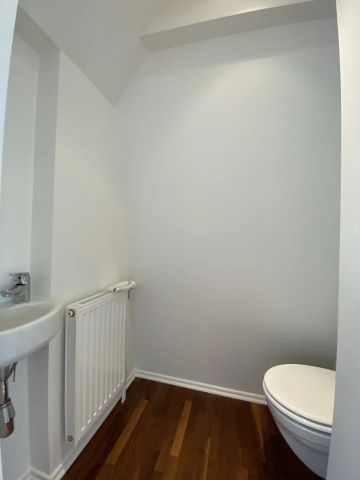 Weitblick über Wien - DG-Wohnung mitten im 6.Bezirk mit großer Dachterrasse zu vermieten! - Foto 4