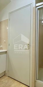 A louer studio équipé hyper Centre ville CHATEAUROUX - Photo 4