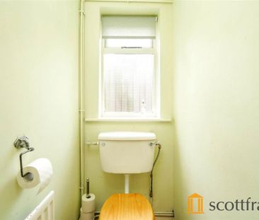 3 bedroom terraced house to rent - Photo 3