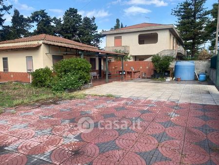 Casa indipendente in Affitto in zona Vaccarizzo-Primosole, Fontanarossa, Playa a Catania - Photo 2