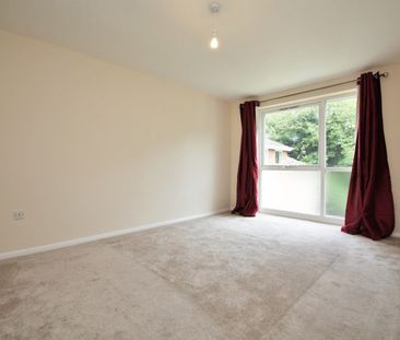 2 Bed Flat, Southcote Road, RG30 - Photo 3