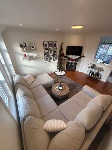 For Lease - 575 Steeple Hill Unit# 8, Pickering, Ontario - Photo 3